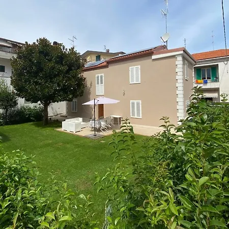 Dom wakacyjny Indipendente Con Giardino Vicino Al Mare