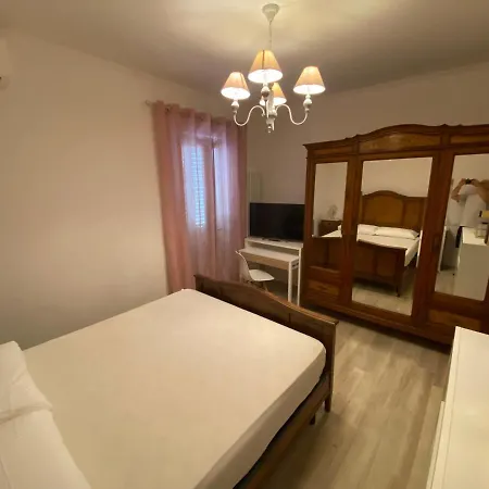 Indipendente Con Giardino Vicino Al Mare